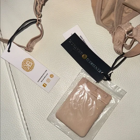 Kindred Bravely‎ Wash Wear Spare Pumping Bra